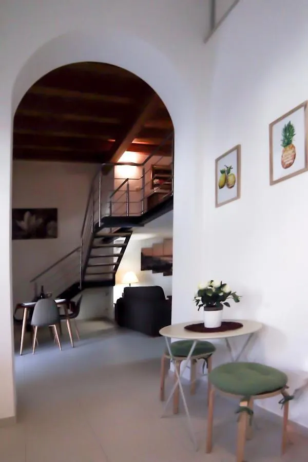 카타니아 Mega House 아파트 이탈리아